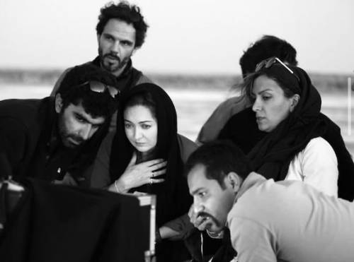 نیکی کریمی با تیپ جنجالی در خیابان نیویورک آمریکا (+عکس)