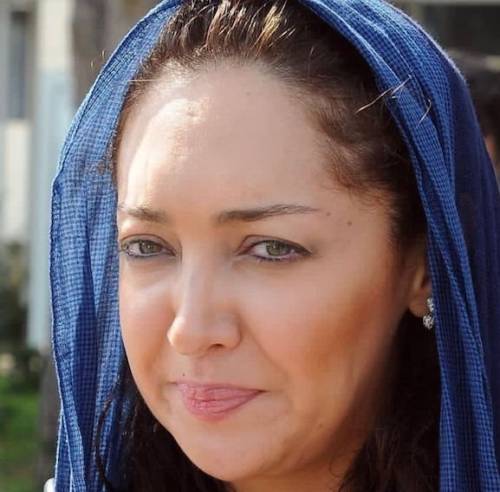 نیکی کریمی با تیپ جنجالی در خیابان نیویورک آمریکا (+عکس)