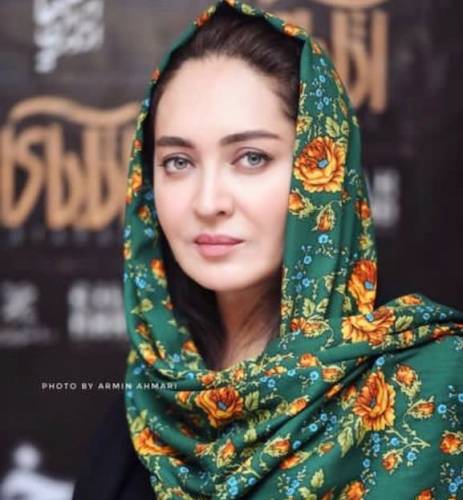 نیکی کریمی با تیپ جنجالی در خیابان نیویورک آمریکا (+عکس)