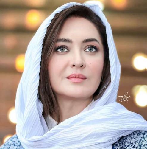 نیکی کریمی با تیپ جنجالی در خیابان نیویورک آمریکا (+عکس)