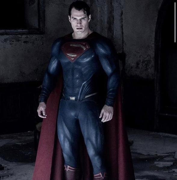 بیوگرافی هنری کویل بازیگر و کراش اروپایی در نقش سوپرمن (+عکس میزان ثروت)