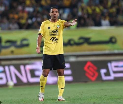 بیوگرافی مسعود ریگی بازیکن تیم استقلال (+عکس شخصی٬همسر و مصاحبه)