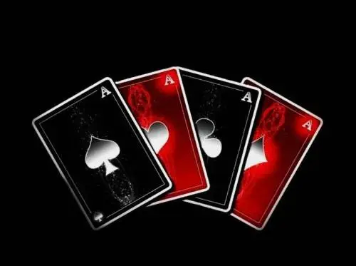 ۵ تکنیک روانشناسی برای دست‌خوانی در چهاربرگ و افزایش شانس برد!