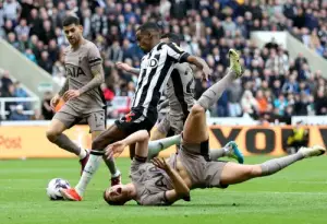 فرم پیش بینی بازی تاتنهام و نیوکاسل (لیگ برتر انگلیس)